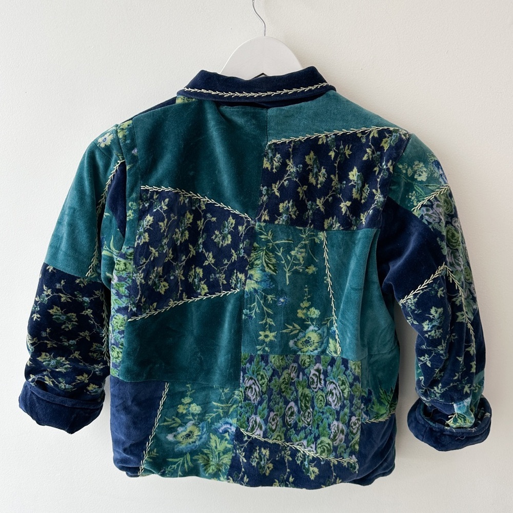 Velour Button Down, Collar Quilted Jacket-Handmade-Lined-Size 5-6 (Measurements) - Picture 5 of 9